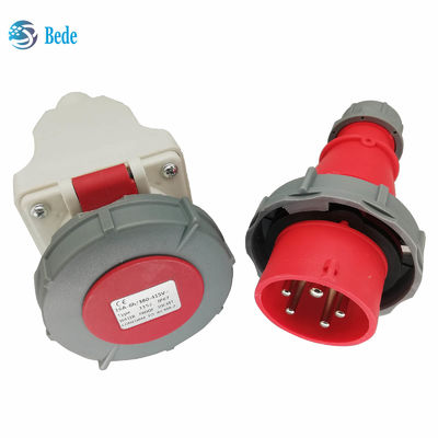 3P+N+E Plug dan Soket Industri IP67 AC220-415V 16 Dan 32 Amp Jenis Pemasangan Dinding