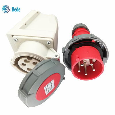 3P+N+E Plug dan Soket Industri IP67 AC220-415V 16 Dan 32 Amp Jenis Pemasangan Dinding